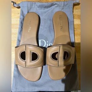 Christian Dior D Club slides - nude leather